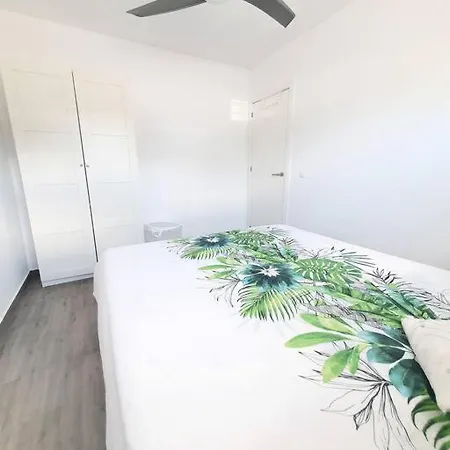 Bright Appartement, Renovated, Wi- Fi & Parking